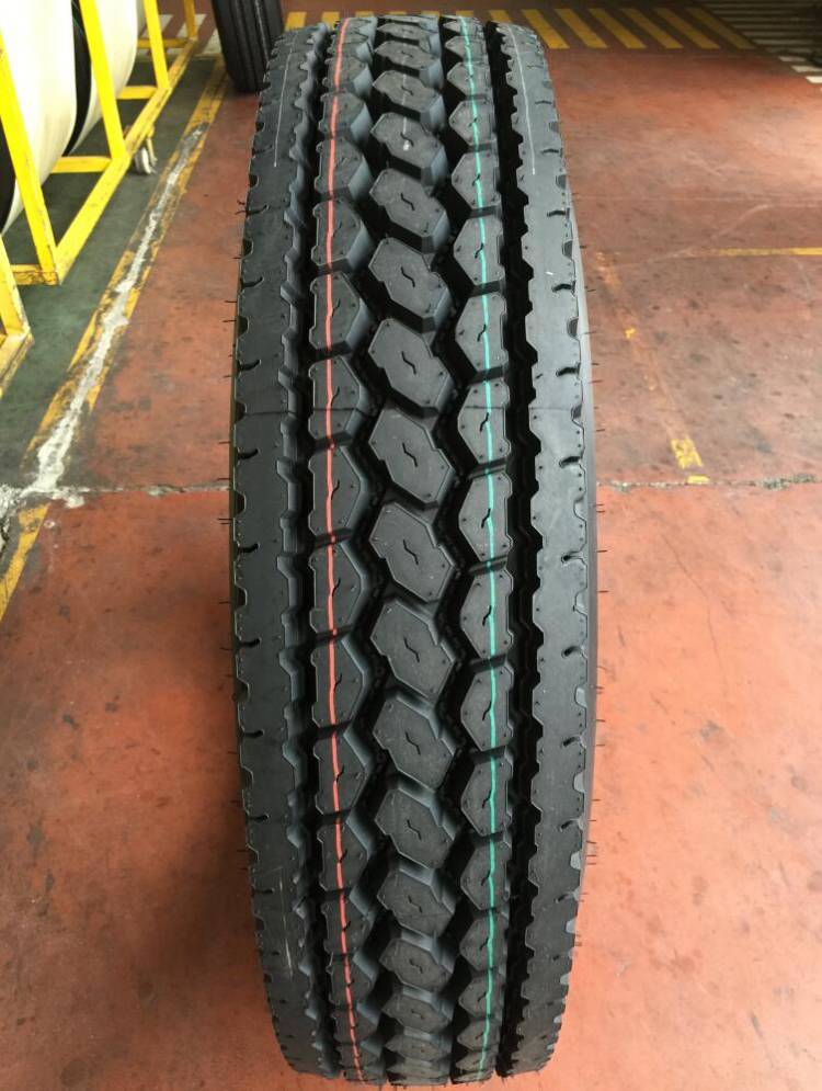 11R22.5-HD728 tyre.jpg
